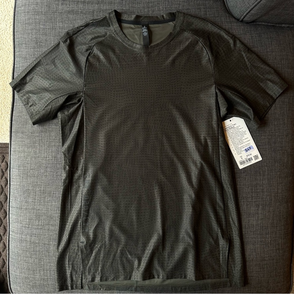 NWT Lululemon License To Train SS Dimension Grid Army Green Graphite Grey,Men: S